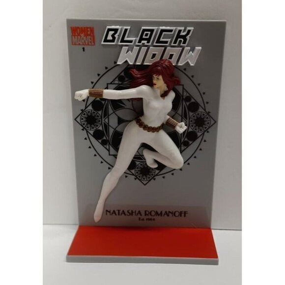 Loot Crate Other - Loot Crate Exclusive Black Widow 3D Comic Standee Figure Marvel
